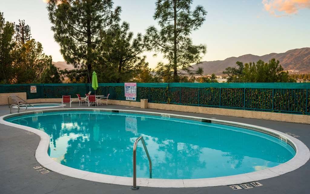 San Bernardino Inn & Suites 设施 照片