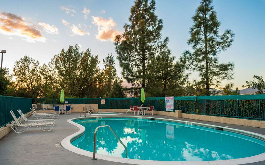 San Bernardino Inn & Suites 设施 照片