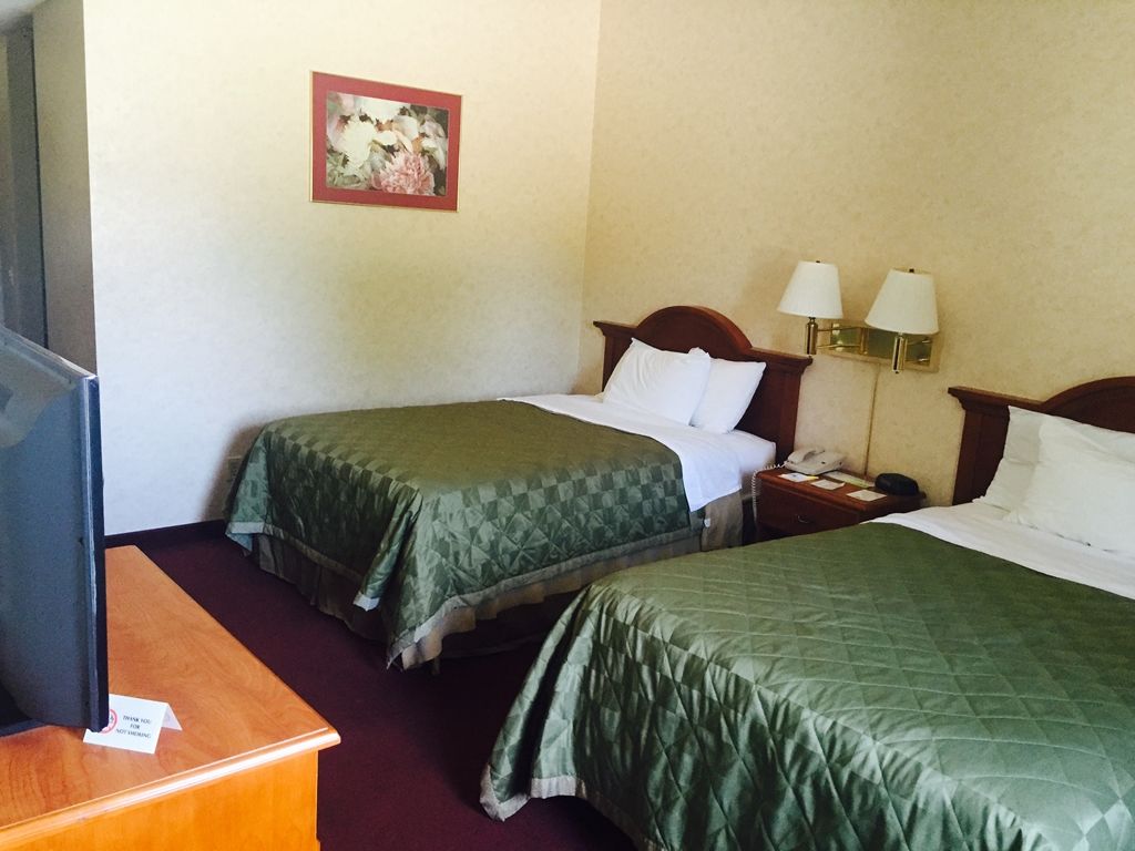 San Bernardino Inn & Suites 客房 照片