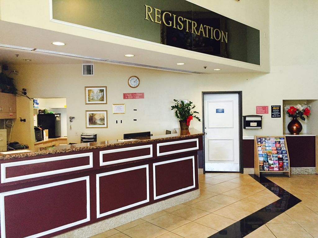 San Bernardino Inn & Suites 内观 照片