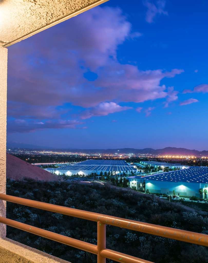 San Bernardino Inn & Suites 客房 照片